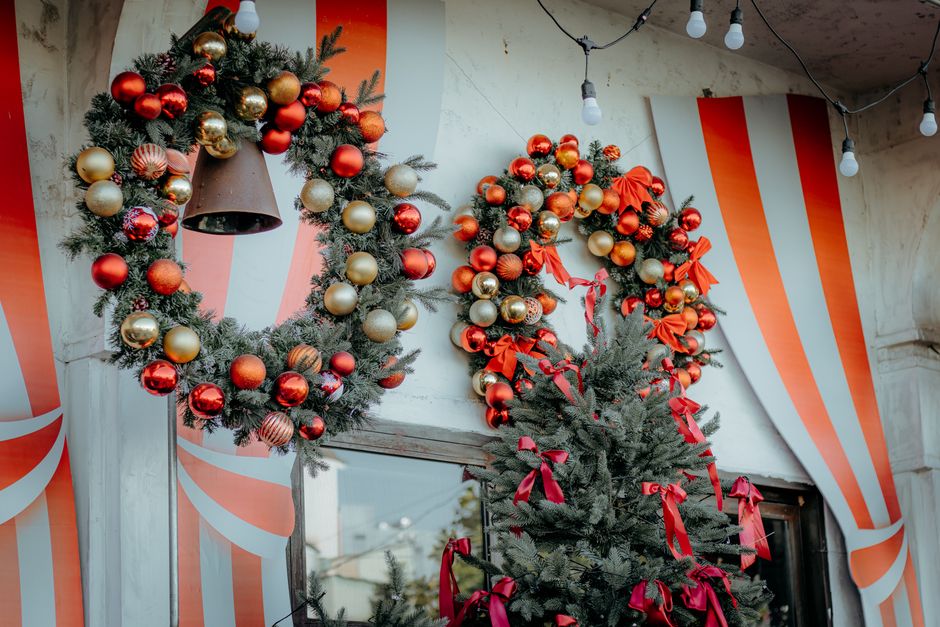 Kleurrijke feestversiering maximalistische stijl Kleurrijke feestversiering maximalistische stijl